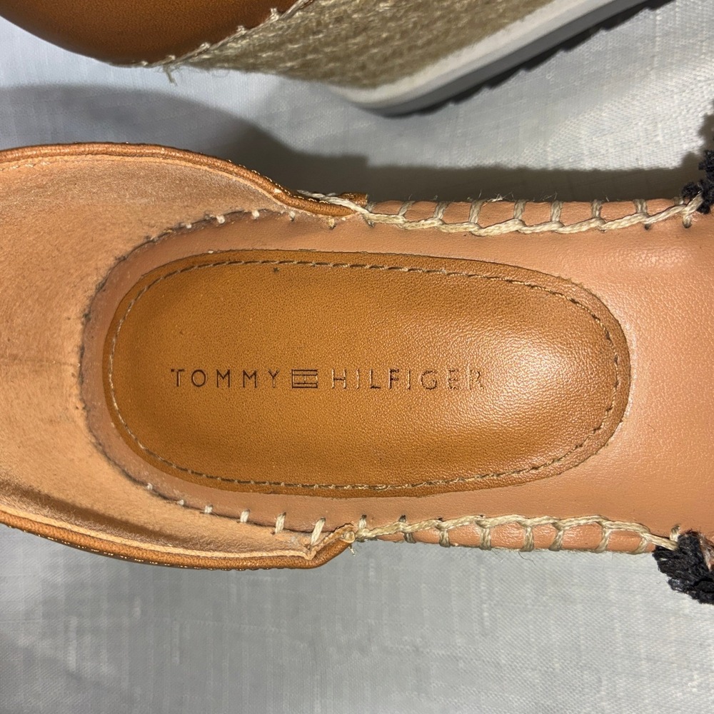 Tommy Hilfiger Black Tan Canvas Leather Espadrille Wedge Sandals Womens 9M - Picture 6 of 8